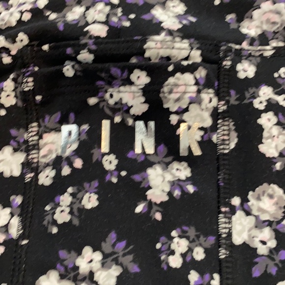 2 Piece Victoria’s Secret Pink Ultimate Collection - Picture 7 of 9